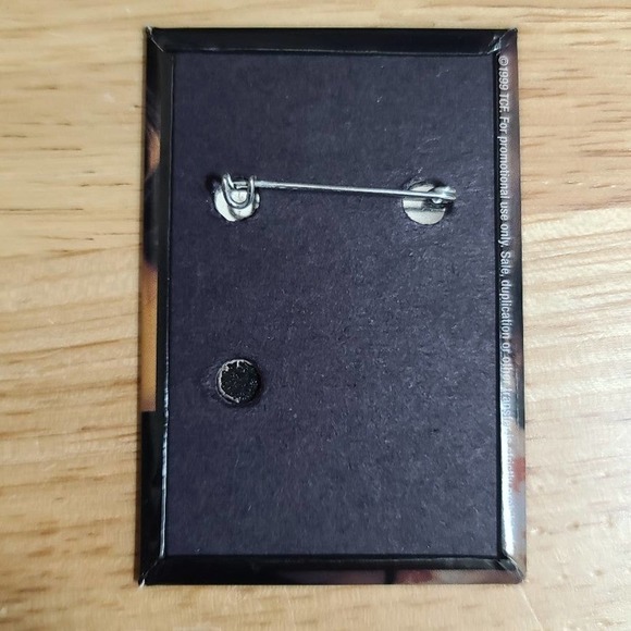 Vintage 1999 movie promo Anywhere But Here pin - Picture 2 of 5